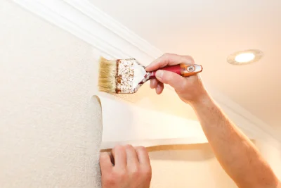 Pose de papier peint à Saint-Pompon — revêtements muraux et toiles de verre